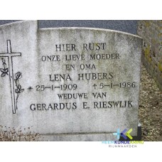 Grafstenen kerkhof Herwen Coll. HKR (84) L.Hubers & G.E.Rieswijk
